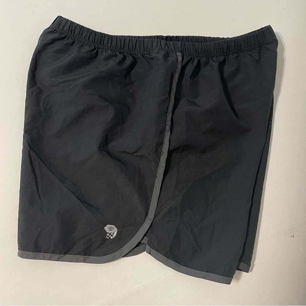 Mountain Hardwear Black Athletic Shorts Size Medium